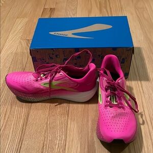 Brooks Women's Pink Running Shoes